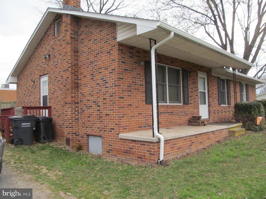 Three bedrooms two bath brick ranch located next to Triplett Tech in Mount Jackson and just a minute to downtown and five minutes to I-81! New roof shingles, new guttering and new interior painting in 2019; i.e. move in condition!