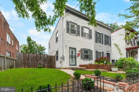 Homes For Sale - 1420 V Street<br/> WASHINGTON, DC 20020