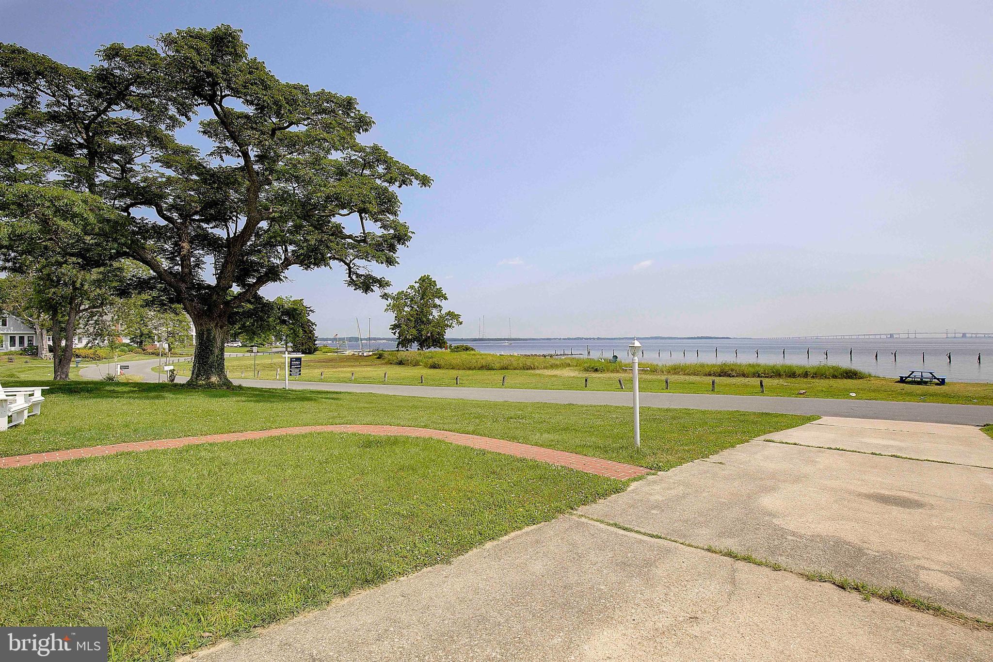 BAY RIDGE - Residential