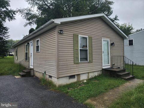 114 SPRUANCE ROAD DOVER DE 19901