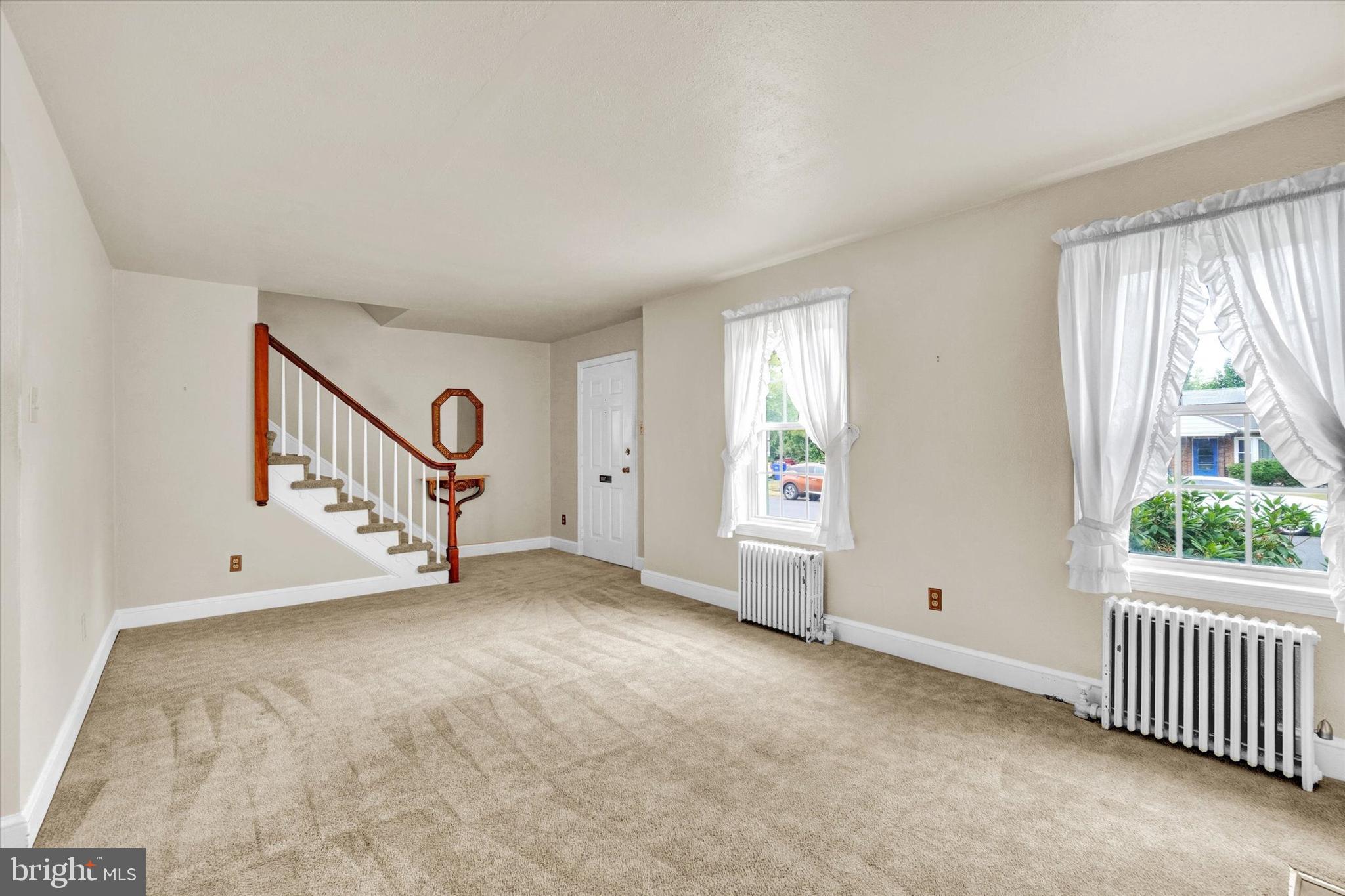 YORK COLLEGE - Residential