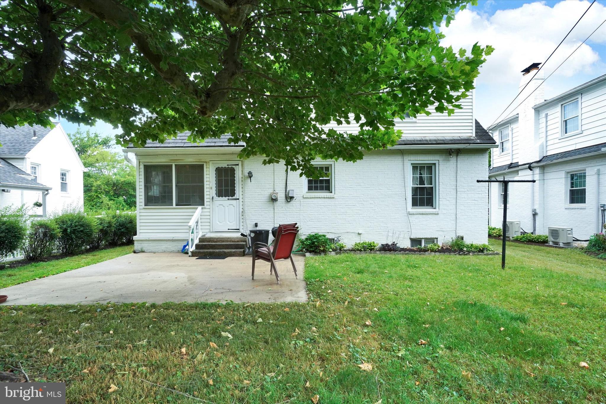 YORK COLLEGE - Residential