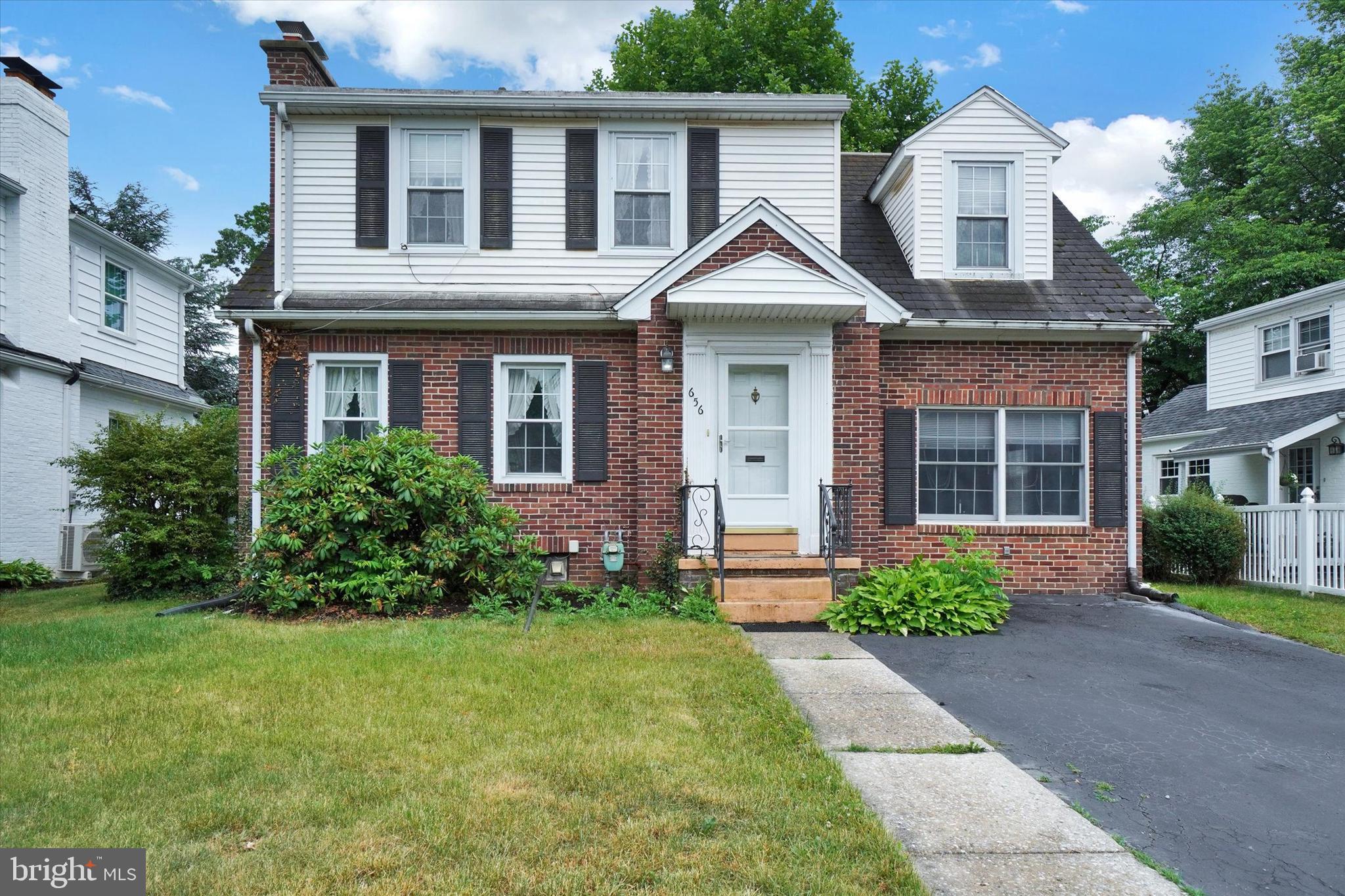 YORK COLLEGE - Residential