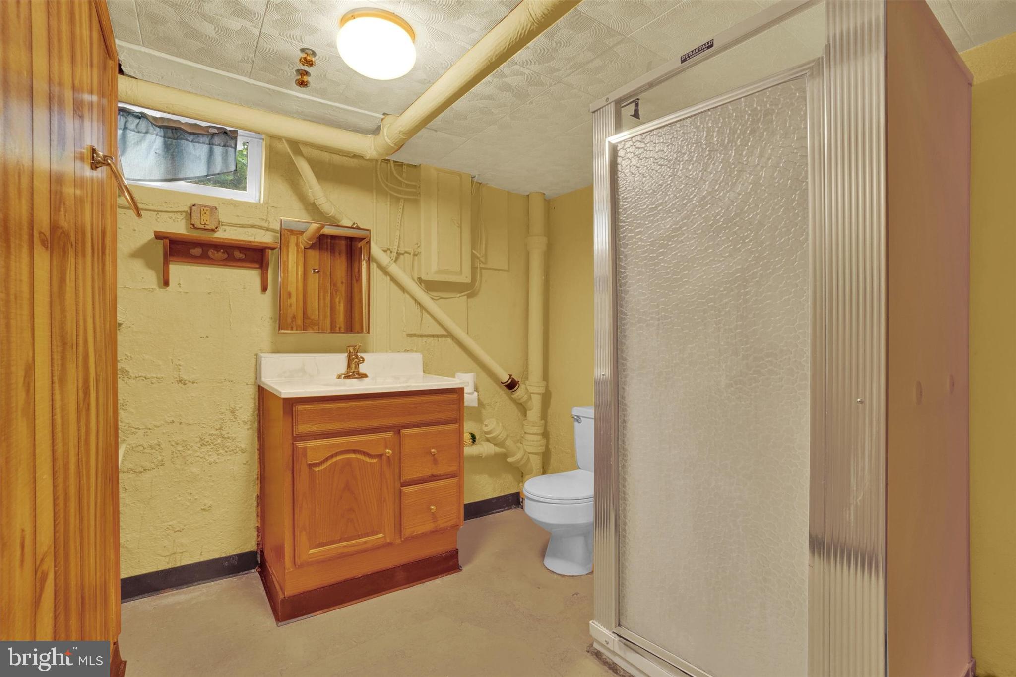 YORK COLLEGE - Residential