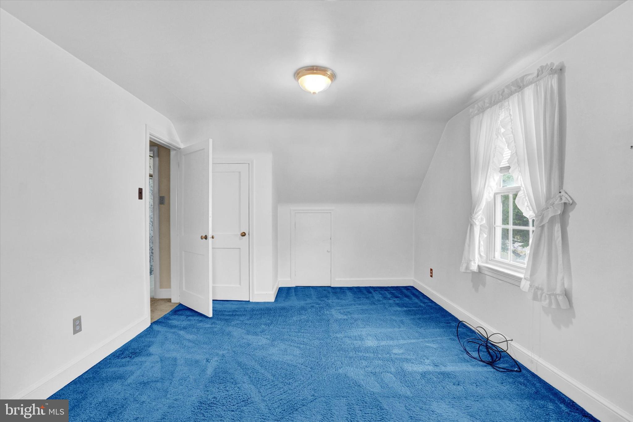 YORK COLLEGE - Residential