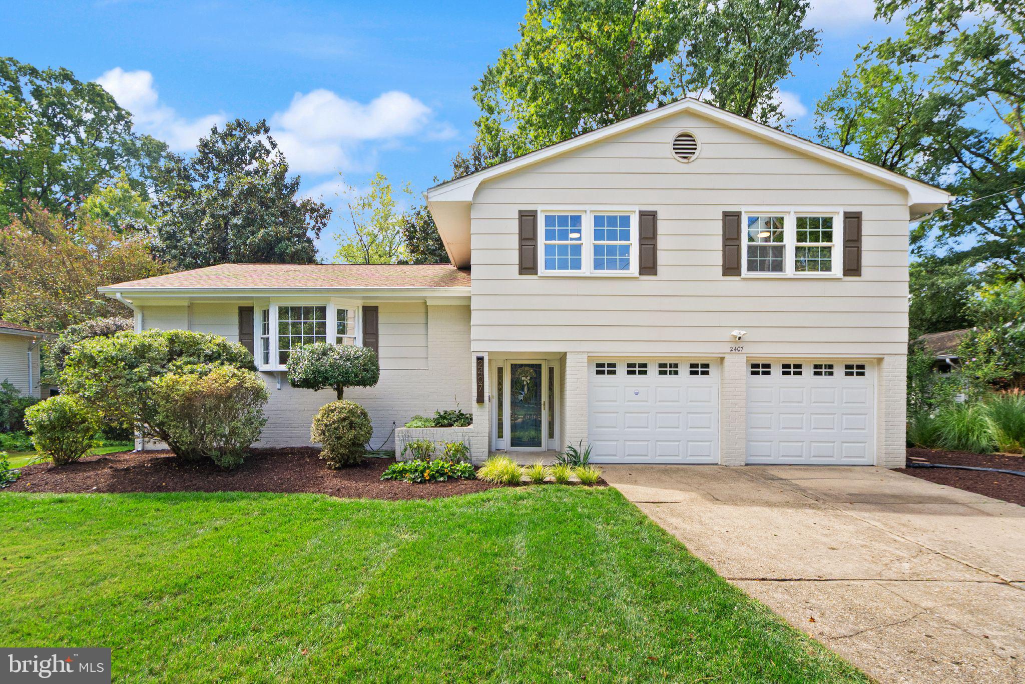 2407 LISBON LANE