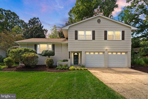 2407 LISBON LANE ALEXANDRIA VA 22306