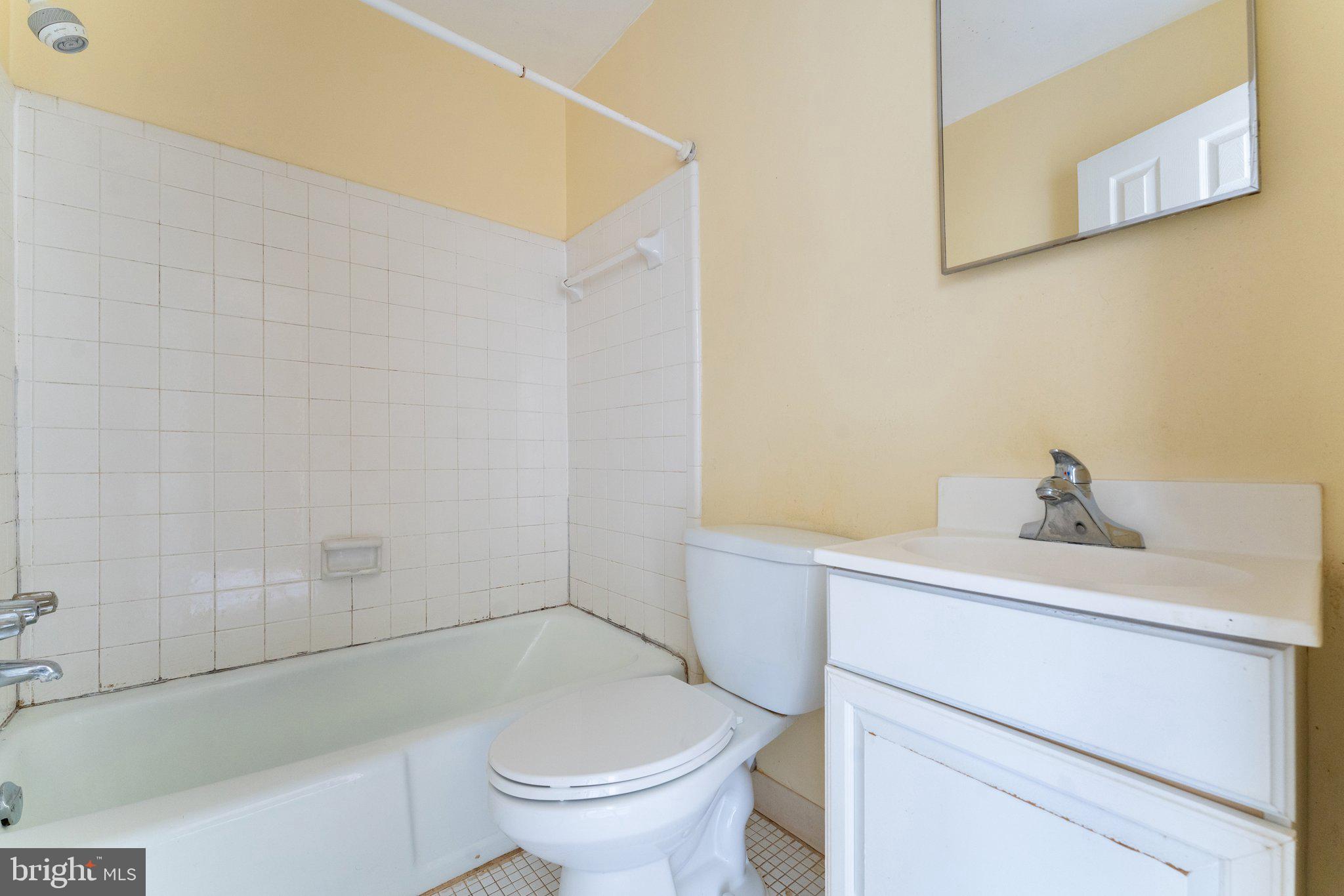 DANBURY FOREST - Residential