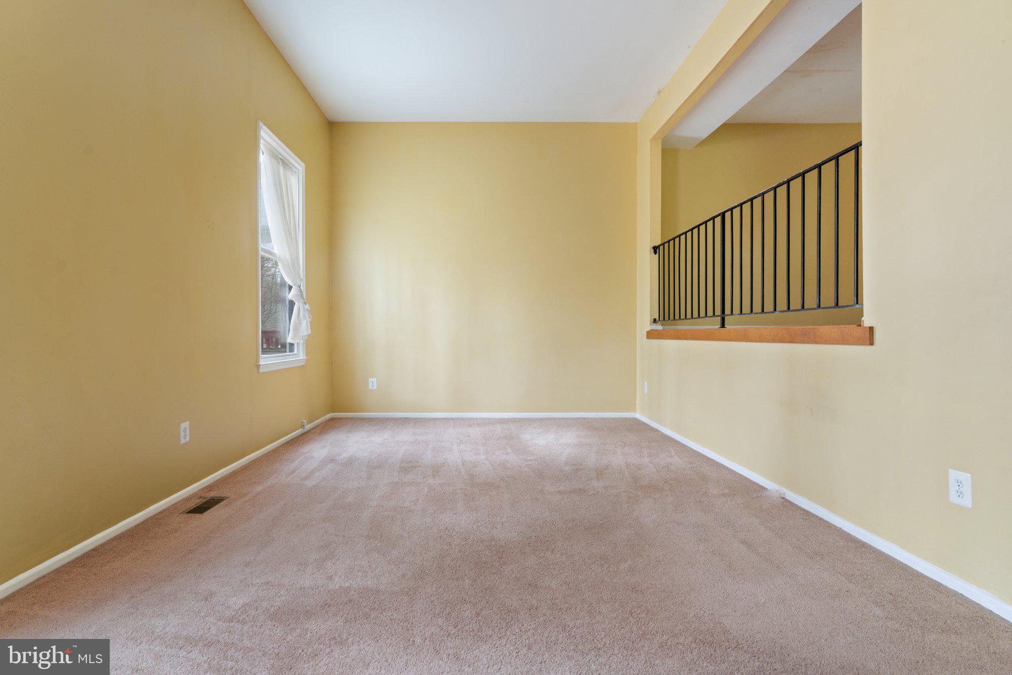 DANBURY FOREST - Residential