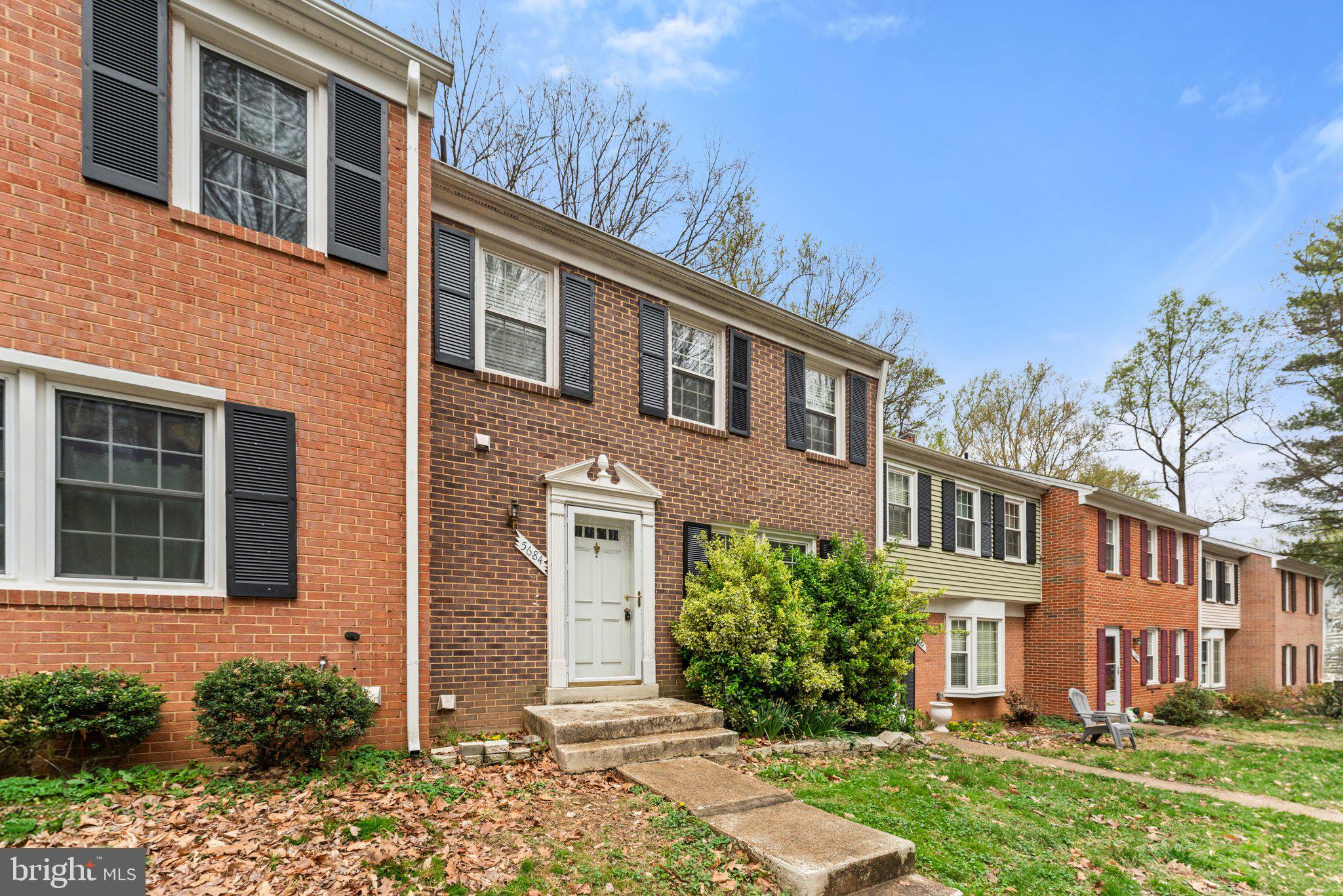 DANBURY FOREST - Residential