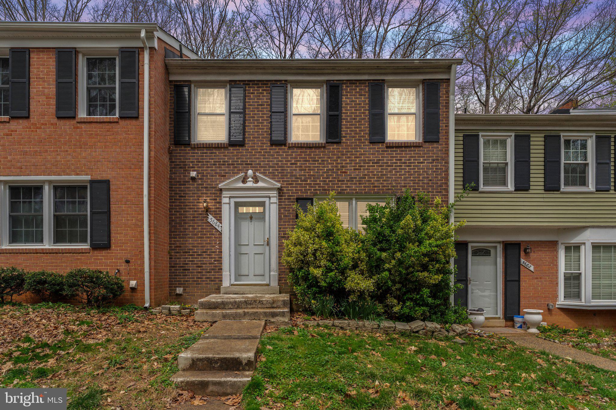 DANBURY FOREST - Residential