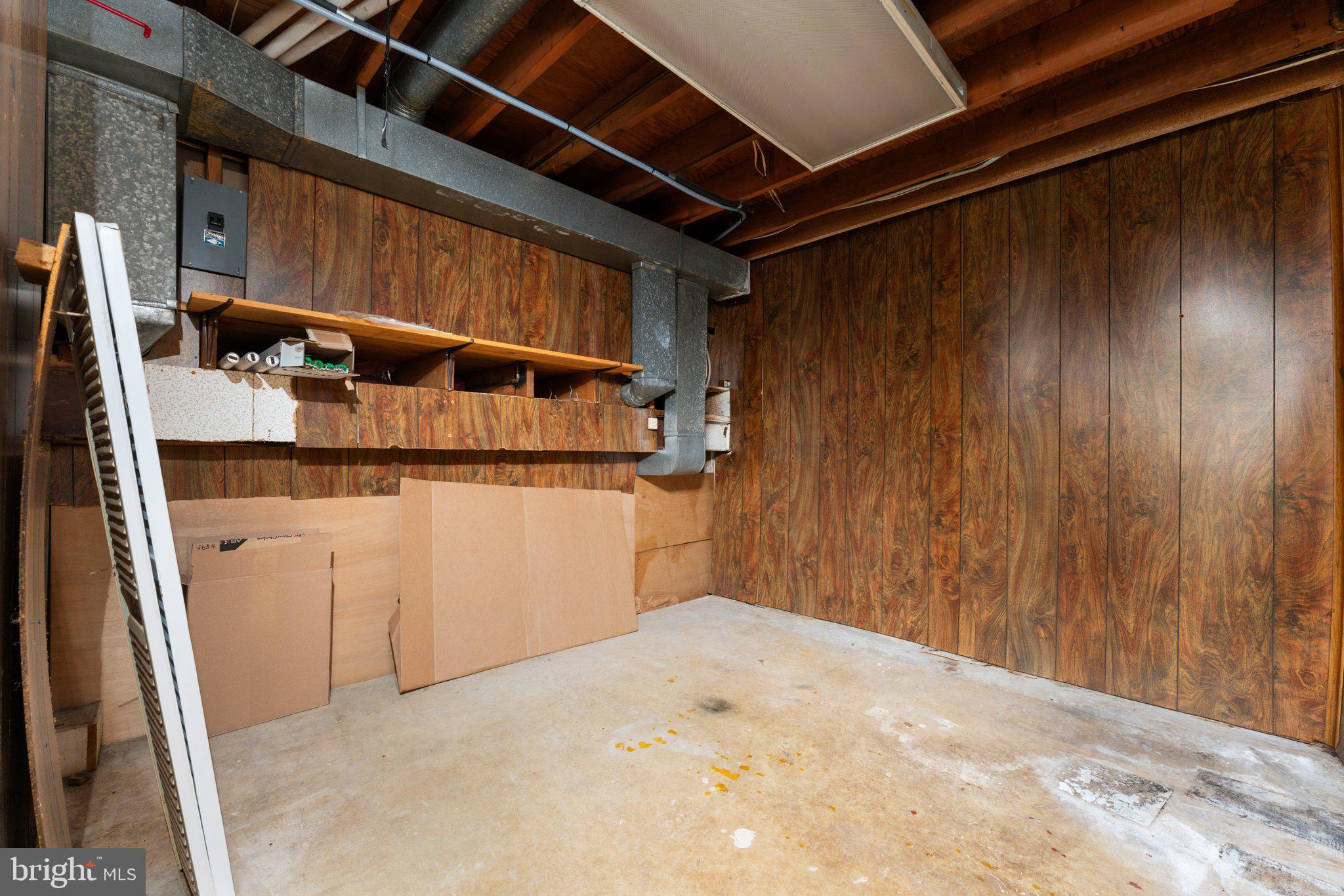 DANBURY FOREST - Residential