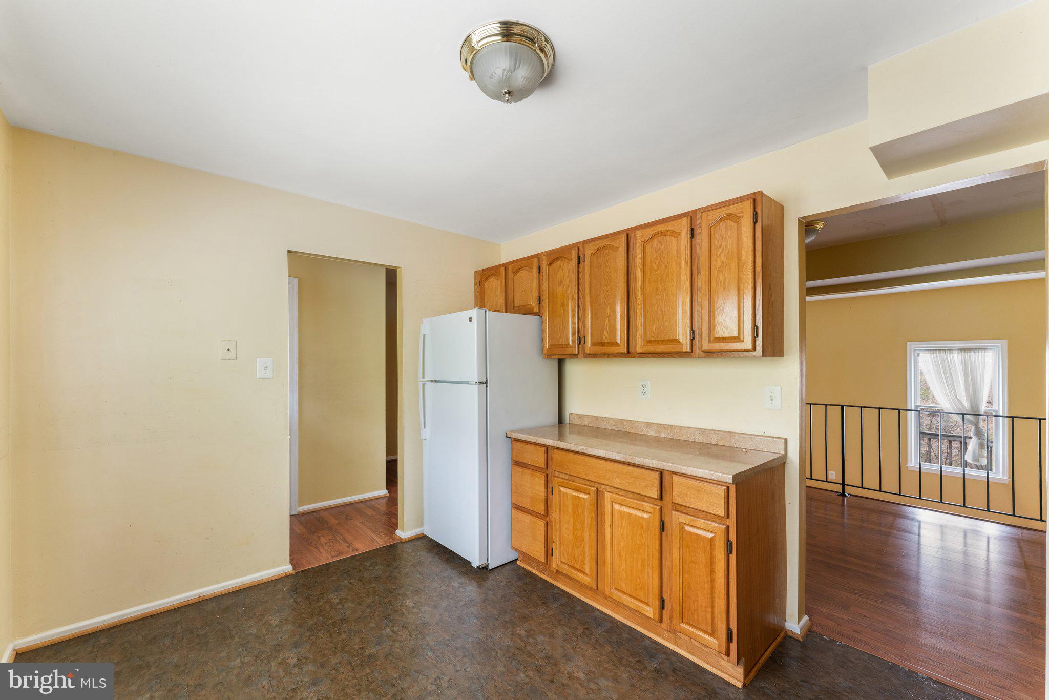 DANBURY FOREST - Residential