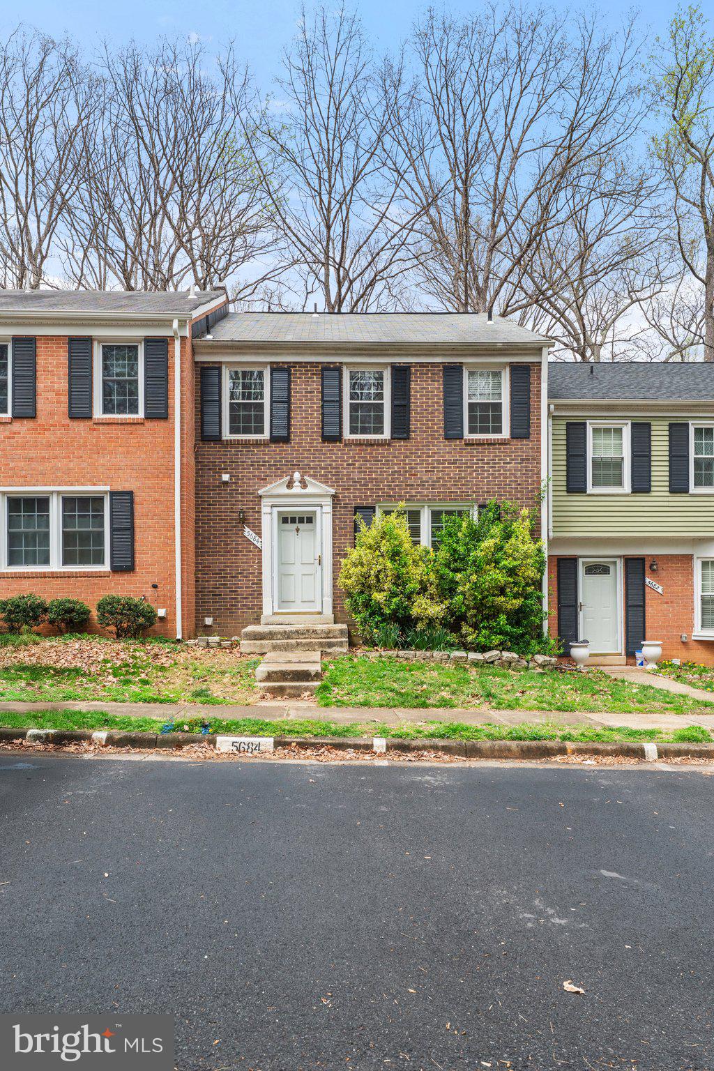 DANBURY FOREST - Residential