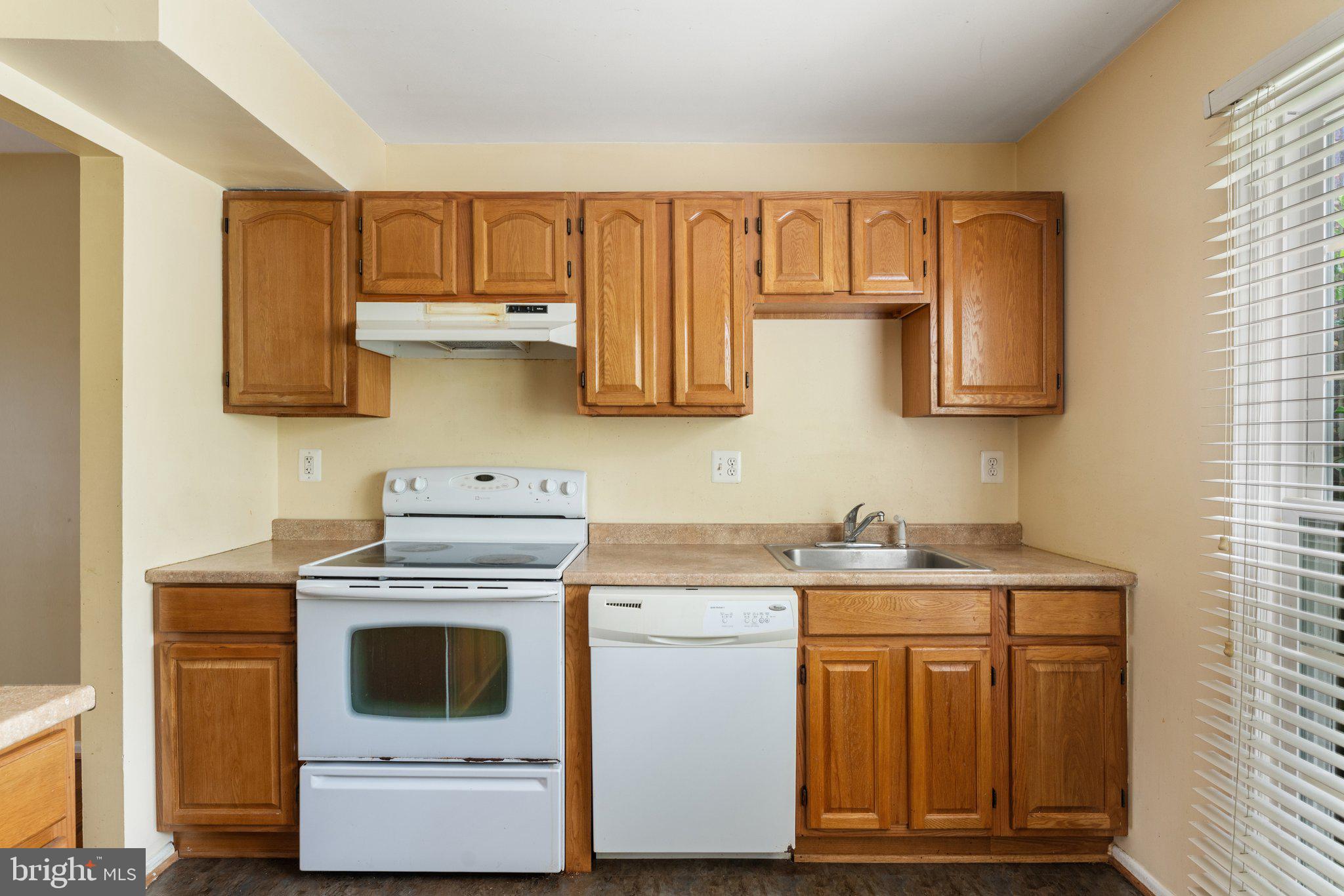 DANBURY FOREST - Residential