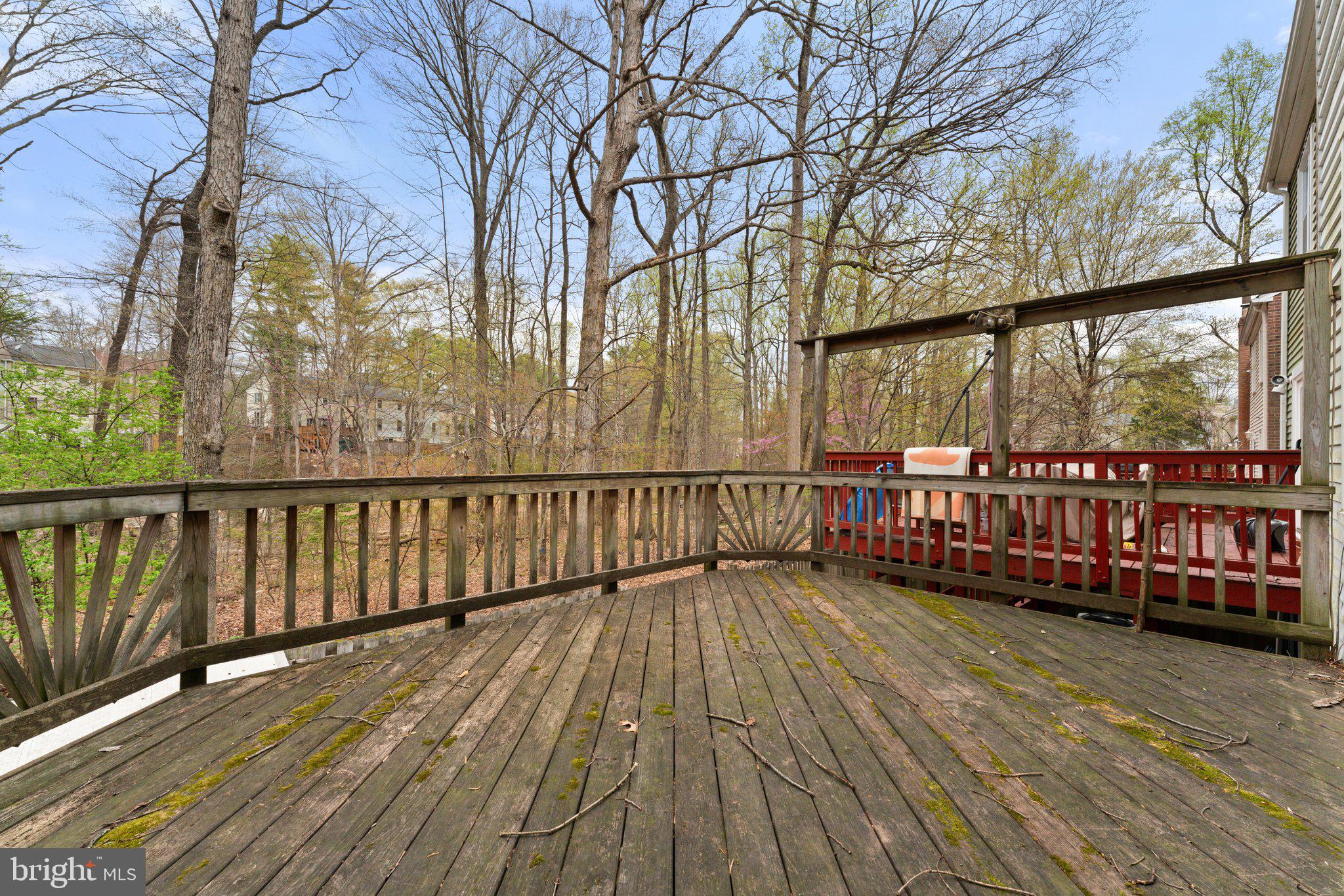 DANBURY FOREST - Residential