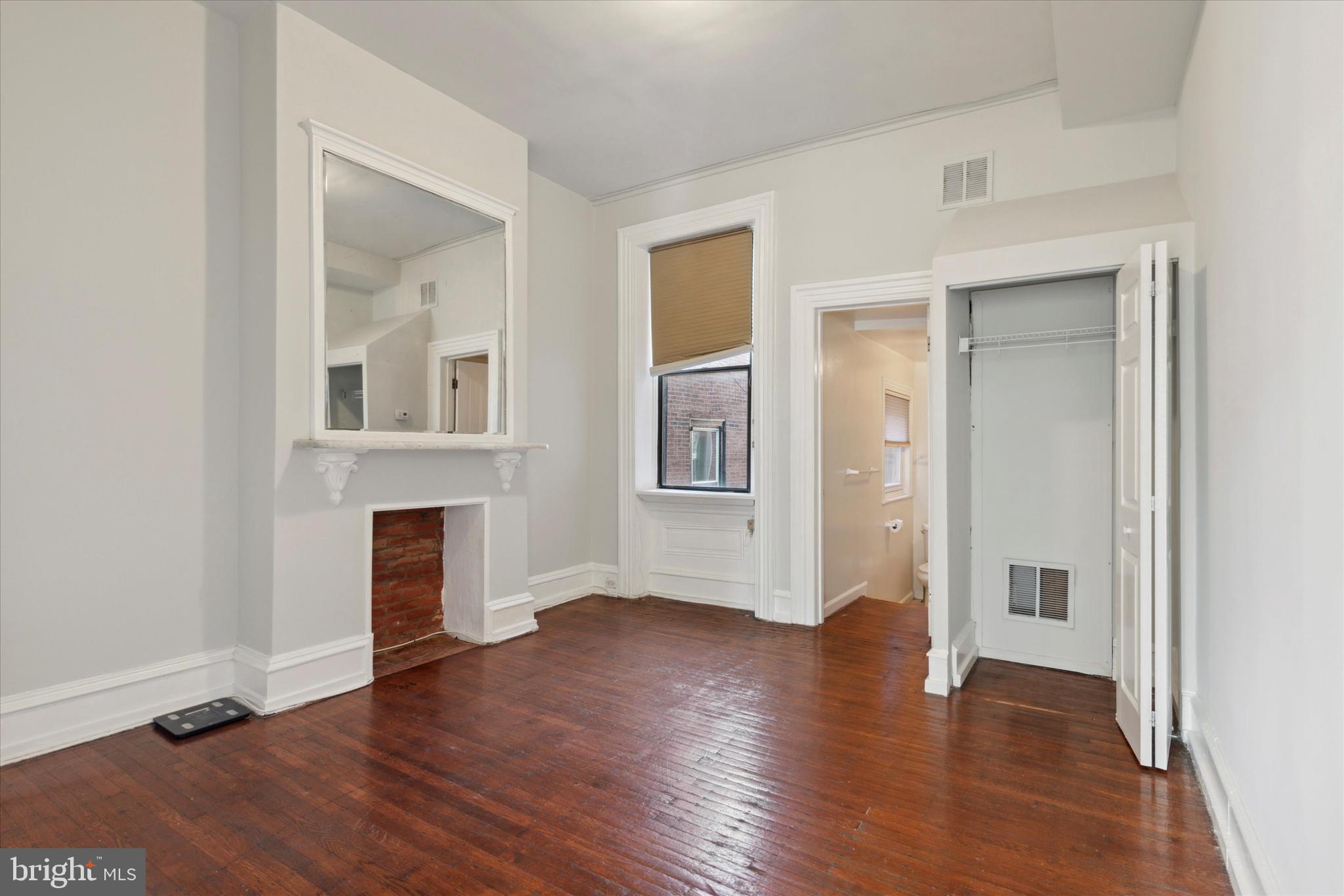 RITTENHOUSE SQUARE - Residential Lease
