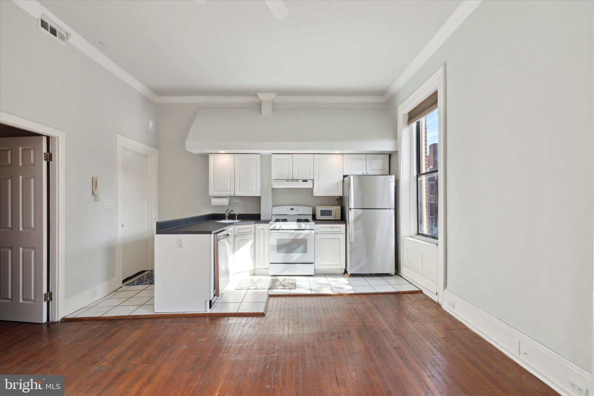 RITTENHOUSE SQUARE - Residential Lease