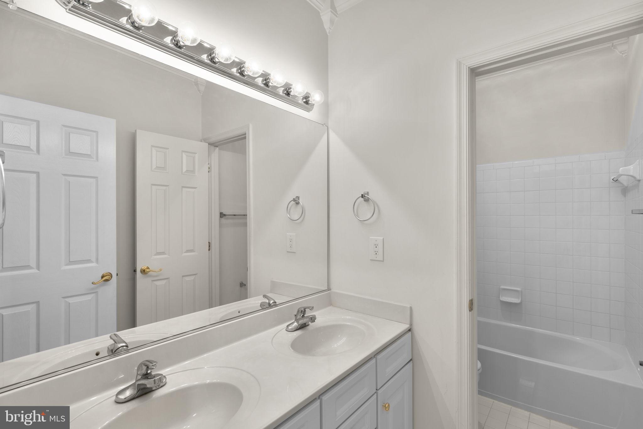 WESTMARKET - Residential