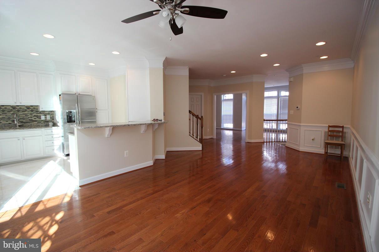 ASPEN HILL - Residential