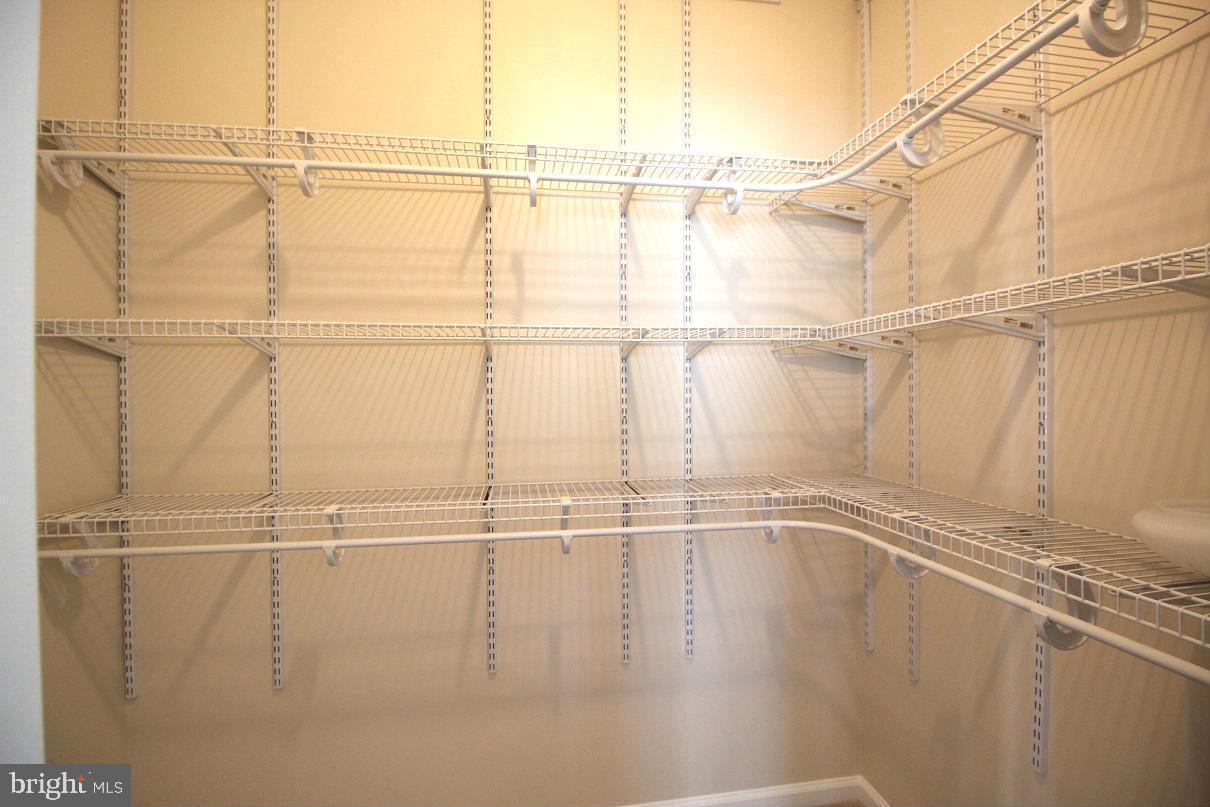 ASPEN HILL - Residential