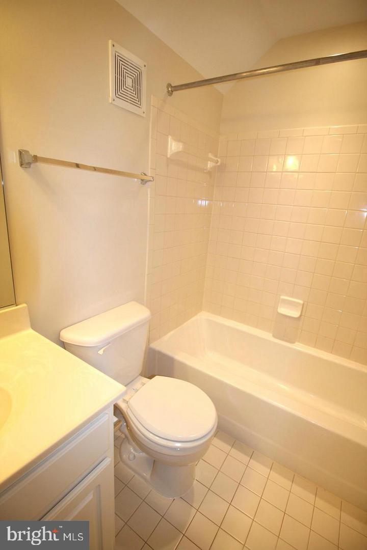 ASPEN HILL - Residential