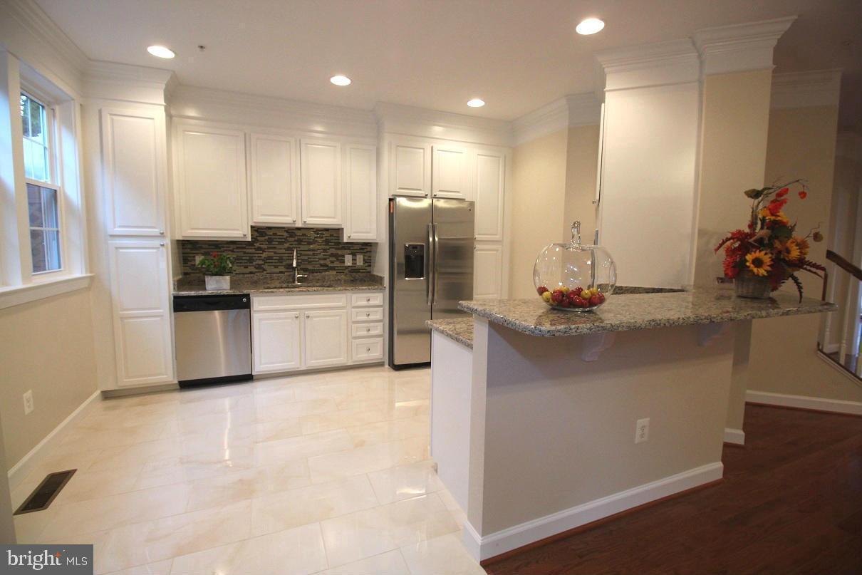 ASPEN HILL - Residential