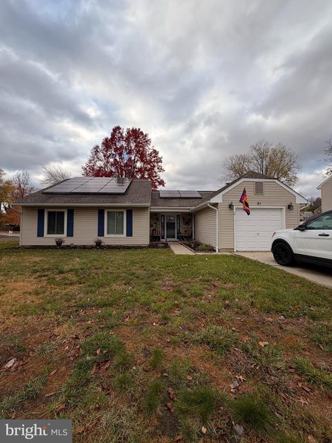 21 CHANDLER LANE VOORHEES NJ 08043