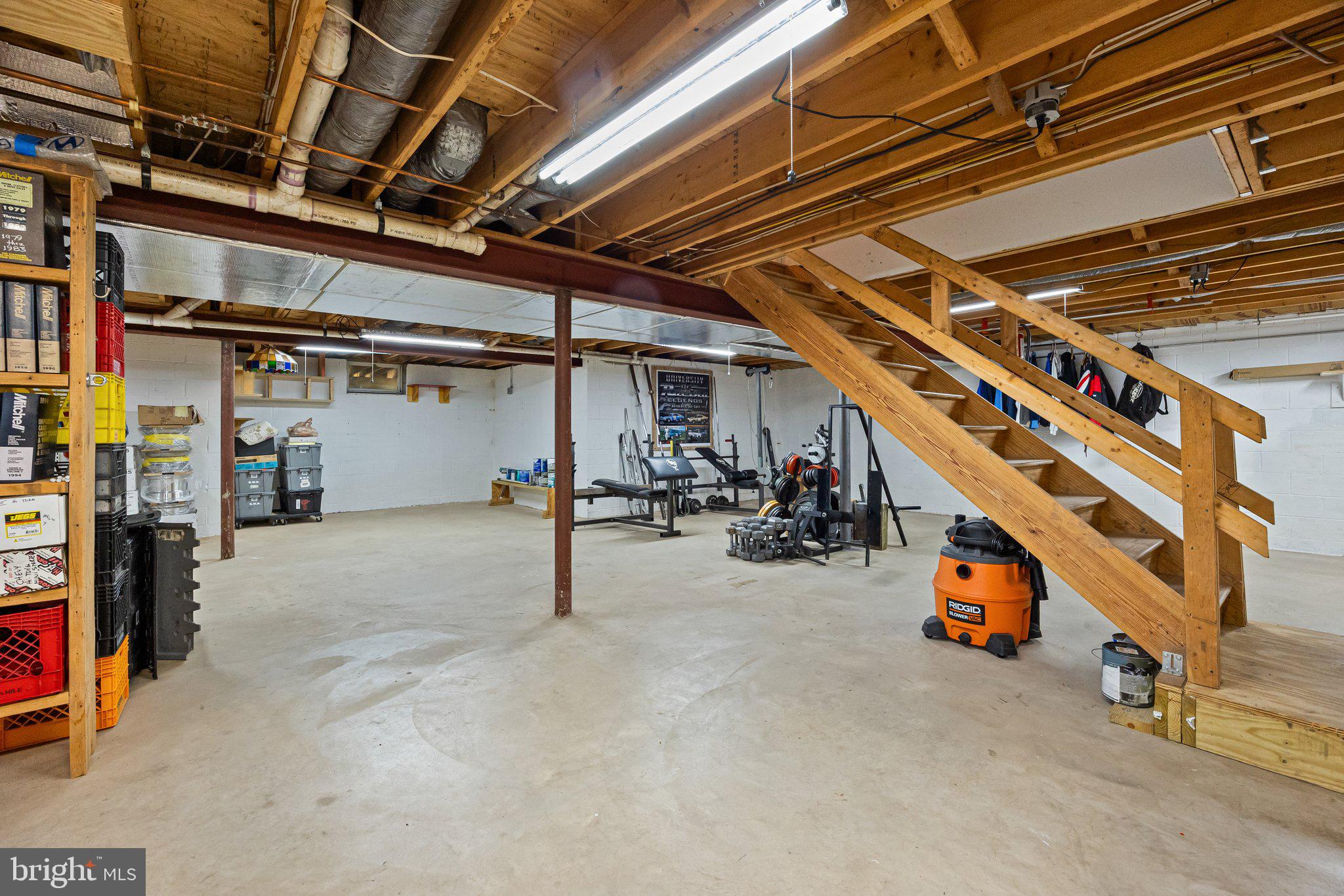 THE HIGHLANDS - Residential