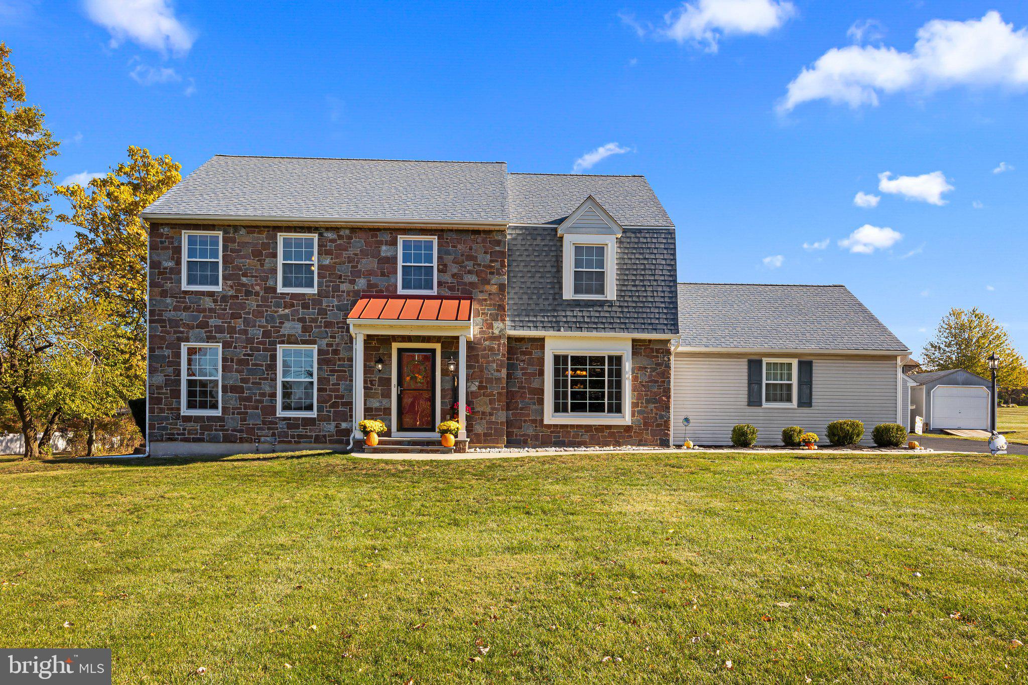 THE HIGHLANDS - Residential