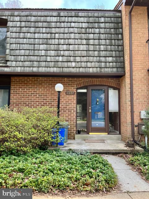 INVERNESS FOREST - Residential Lease