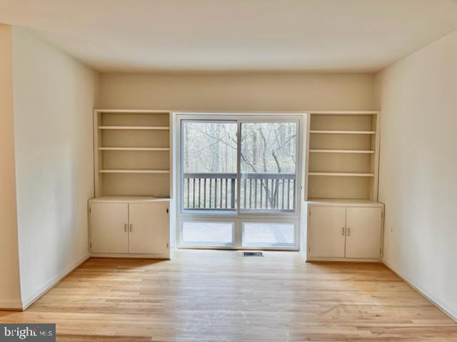 INVERNESS FOREST - Residential Lease