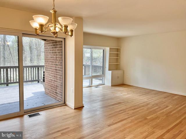 INVERNESS FOREST - Residential Lease