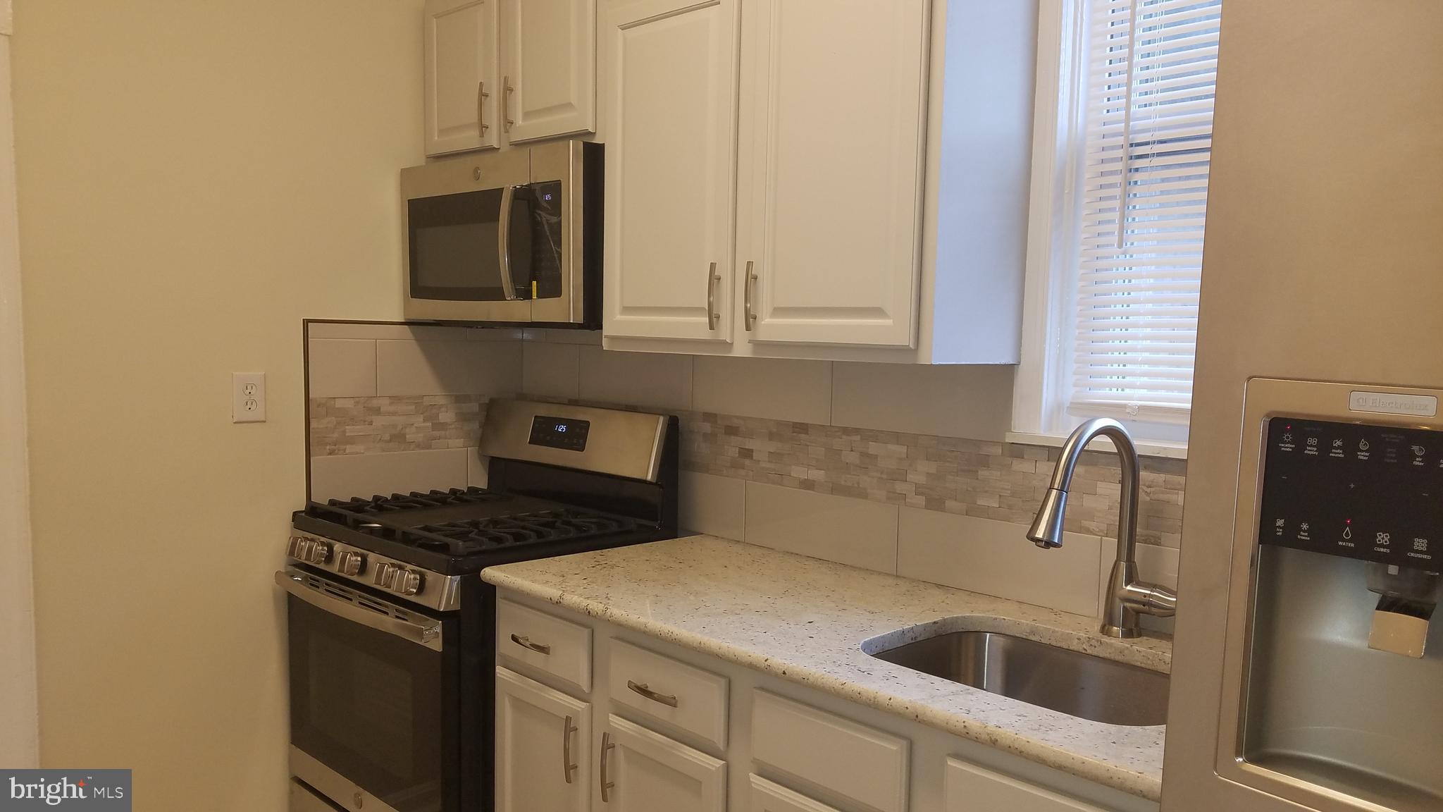 MONTEBELLO - Residential