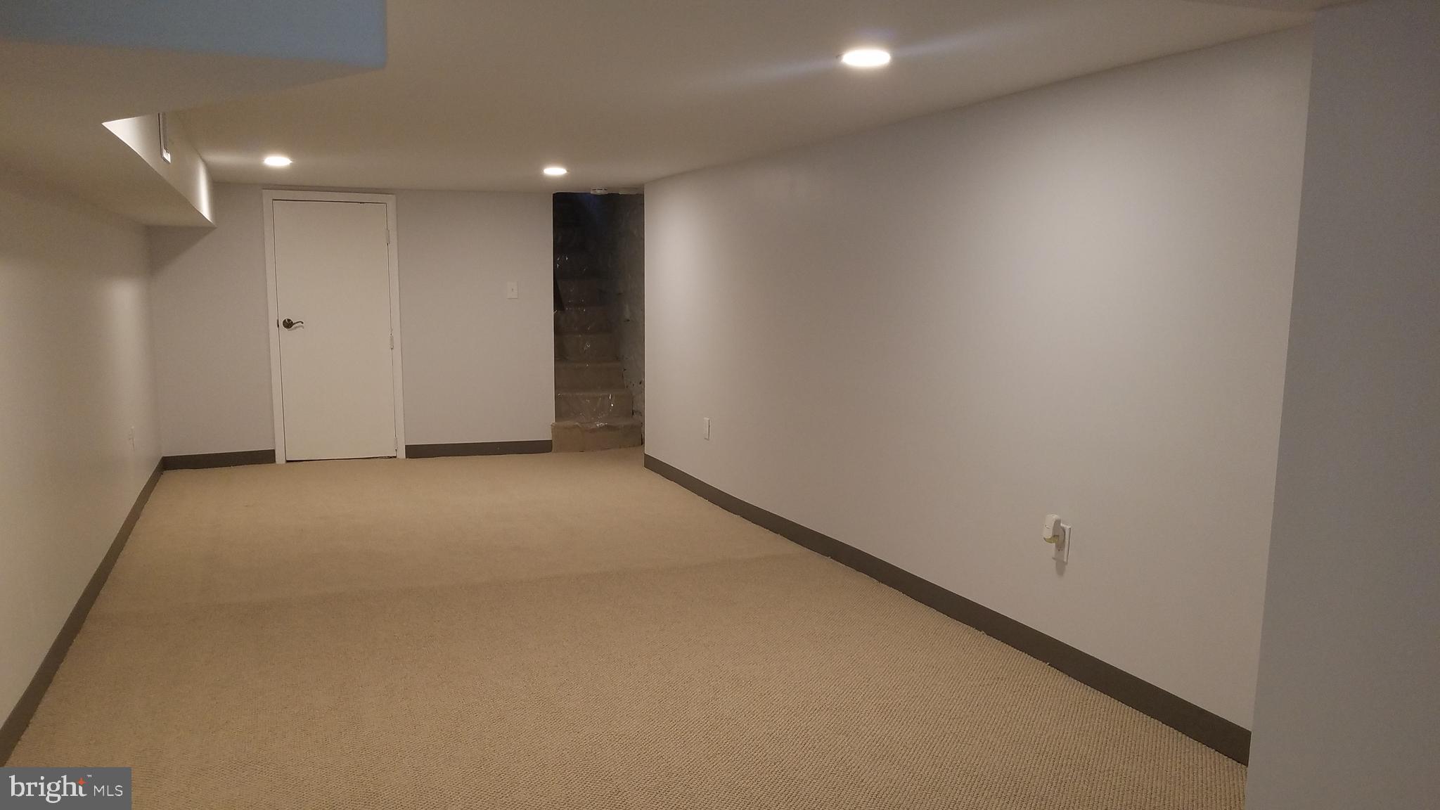 MONTEBELLO - Residential