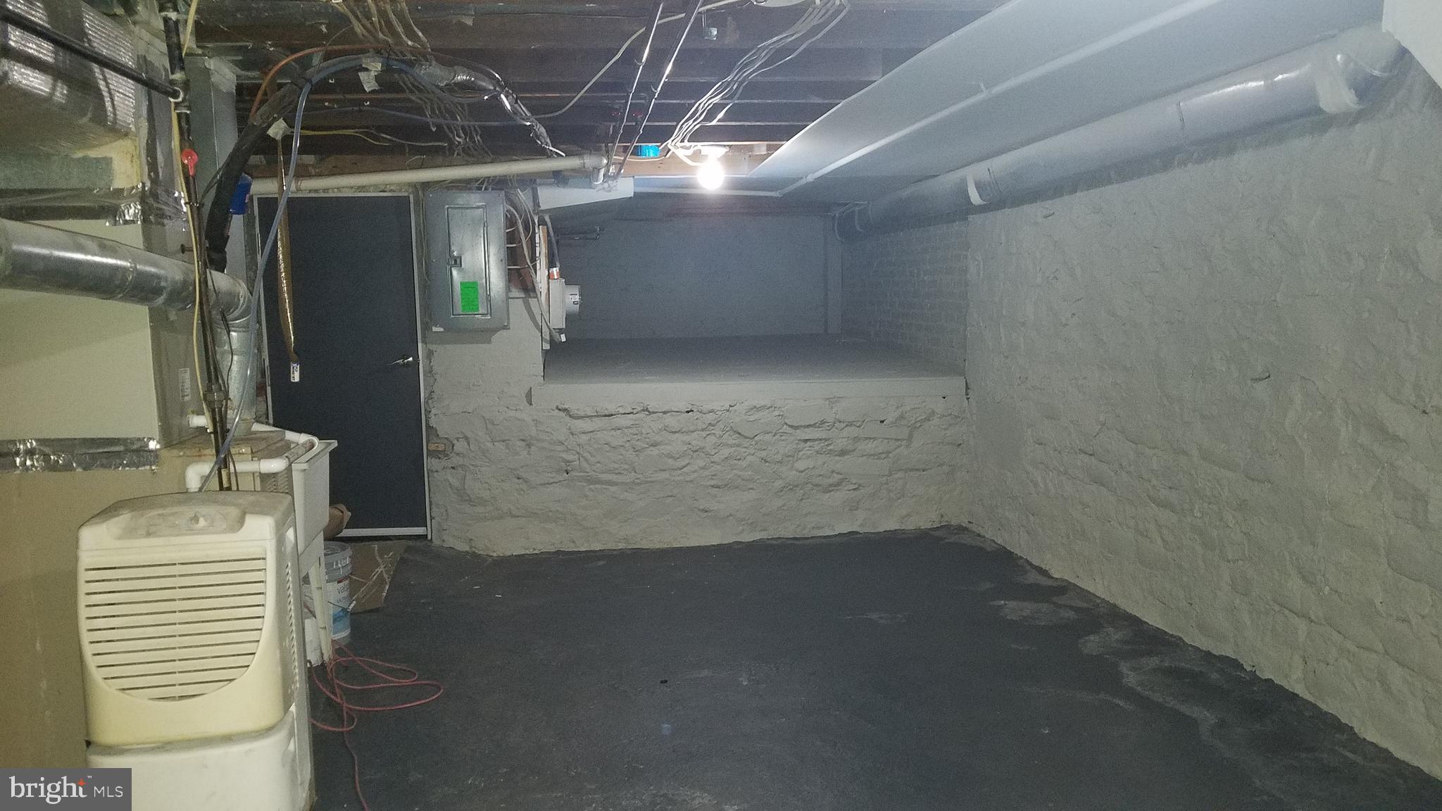 MONTEBELLO - Residential