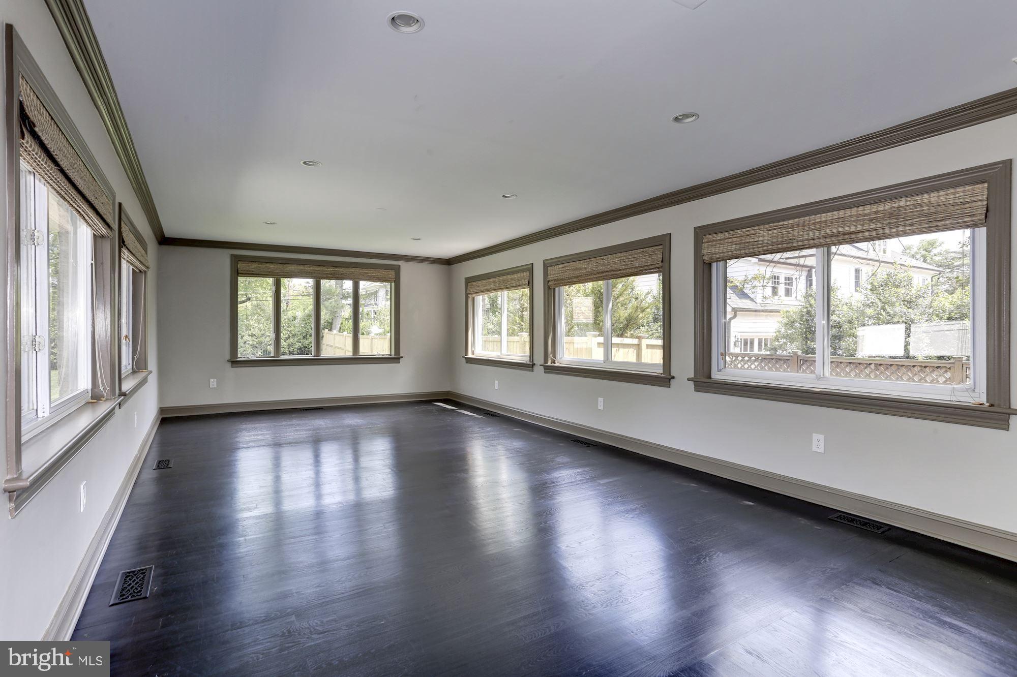 CHEVY CHASE - Residential Lease