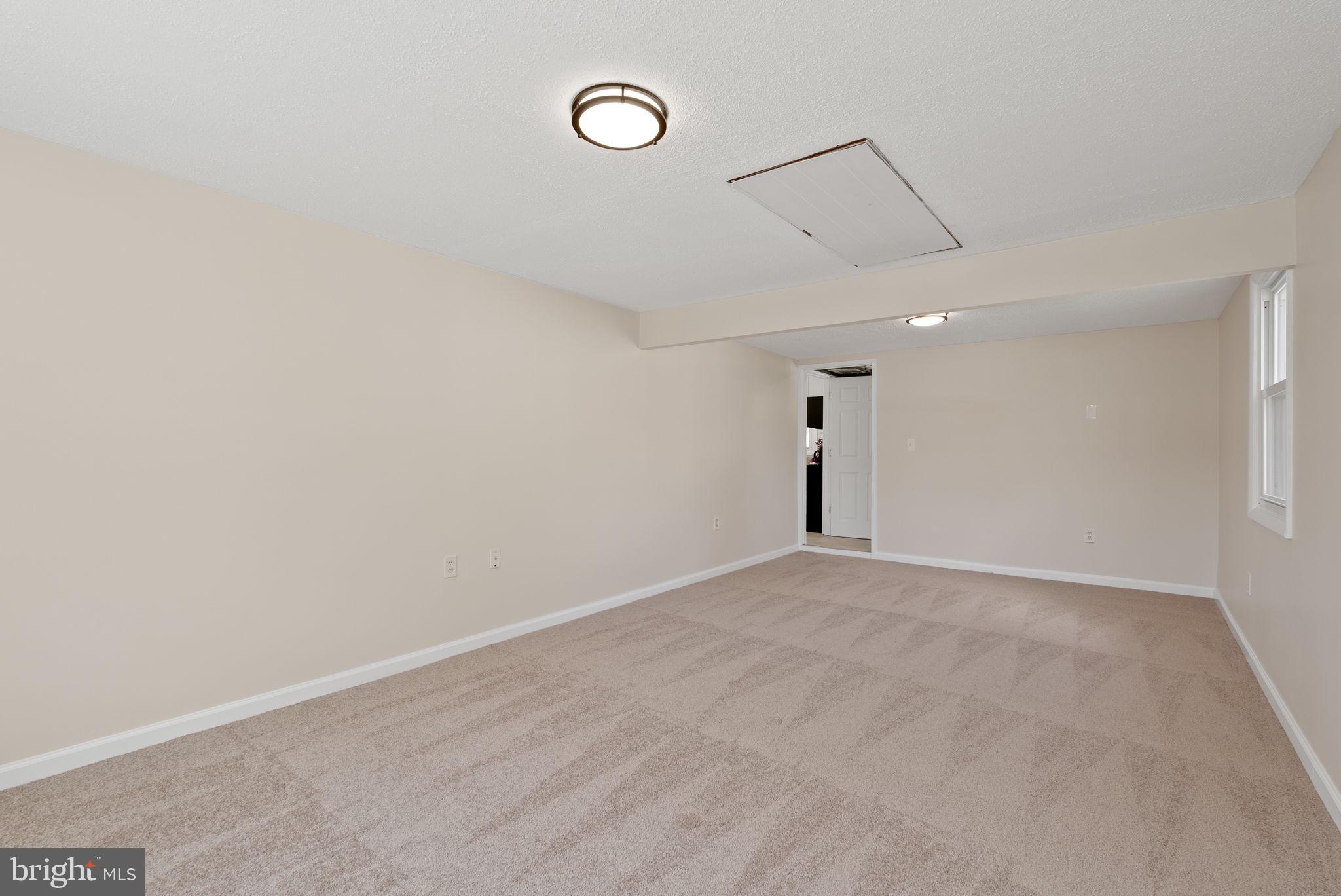 HEATHER HILLS AT BELAIR - Residential