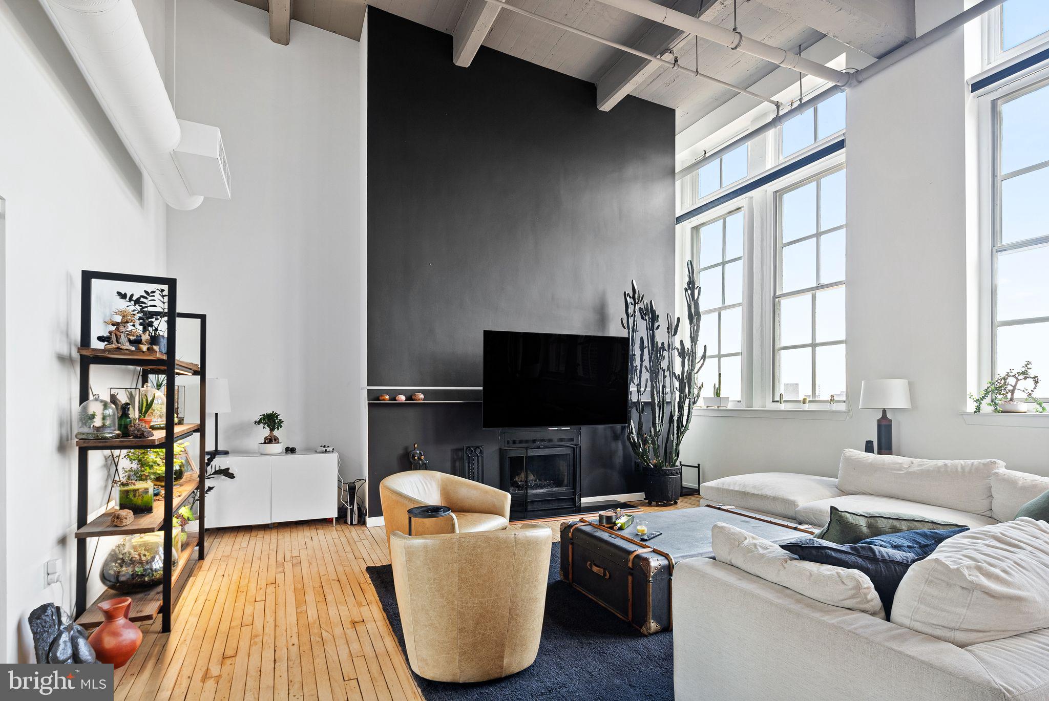 1238 CALLOWHILL STREET 803