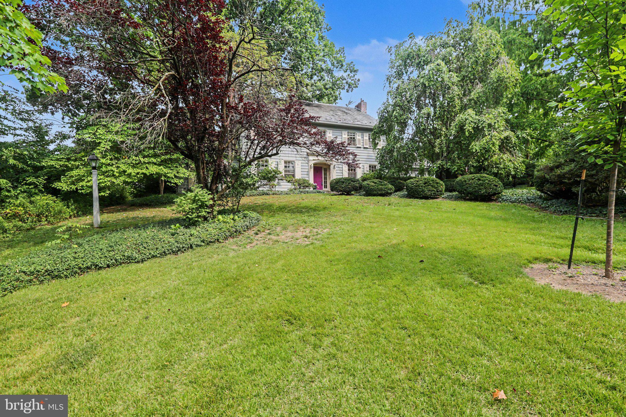 2302 BELLEVUE ROAD