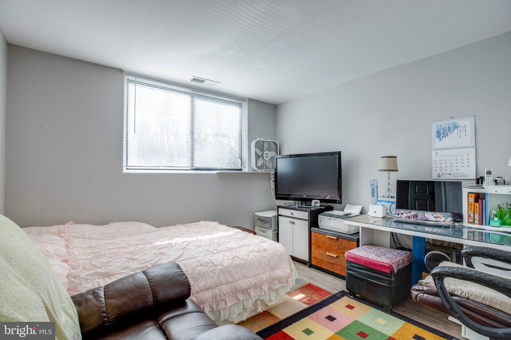 FAIRFAX WEST CONDOS - Residential