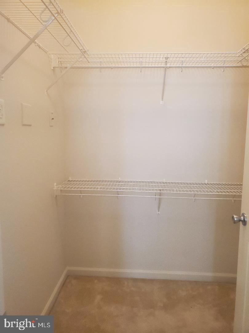 THE COLONNADE AT KENTLANDS - Residential Lease