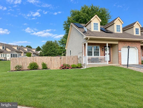 Photo of 310 Meadow Lane, QUARRYVILLE, PA 17566 (MLS # PALA2095334)