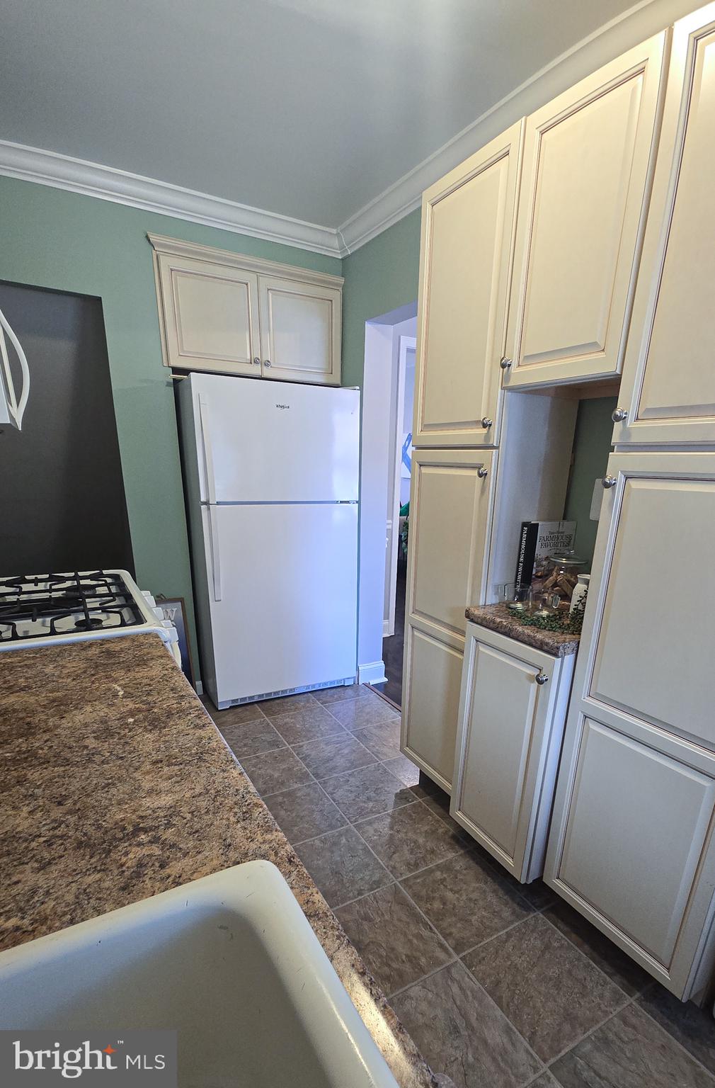 MIDDLESEX - Residential