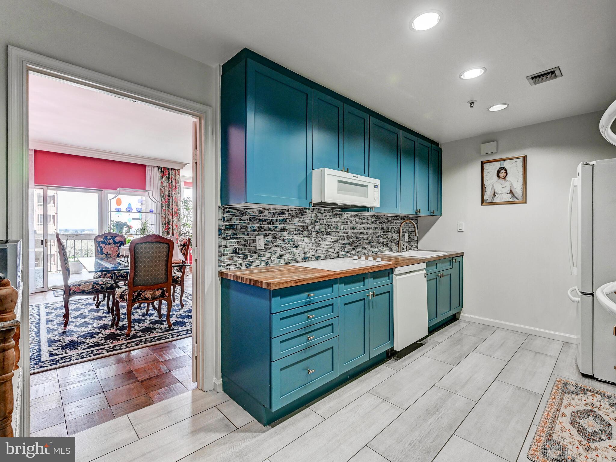 TUSCANY-CANTERBURY - Residential