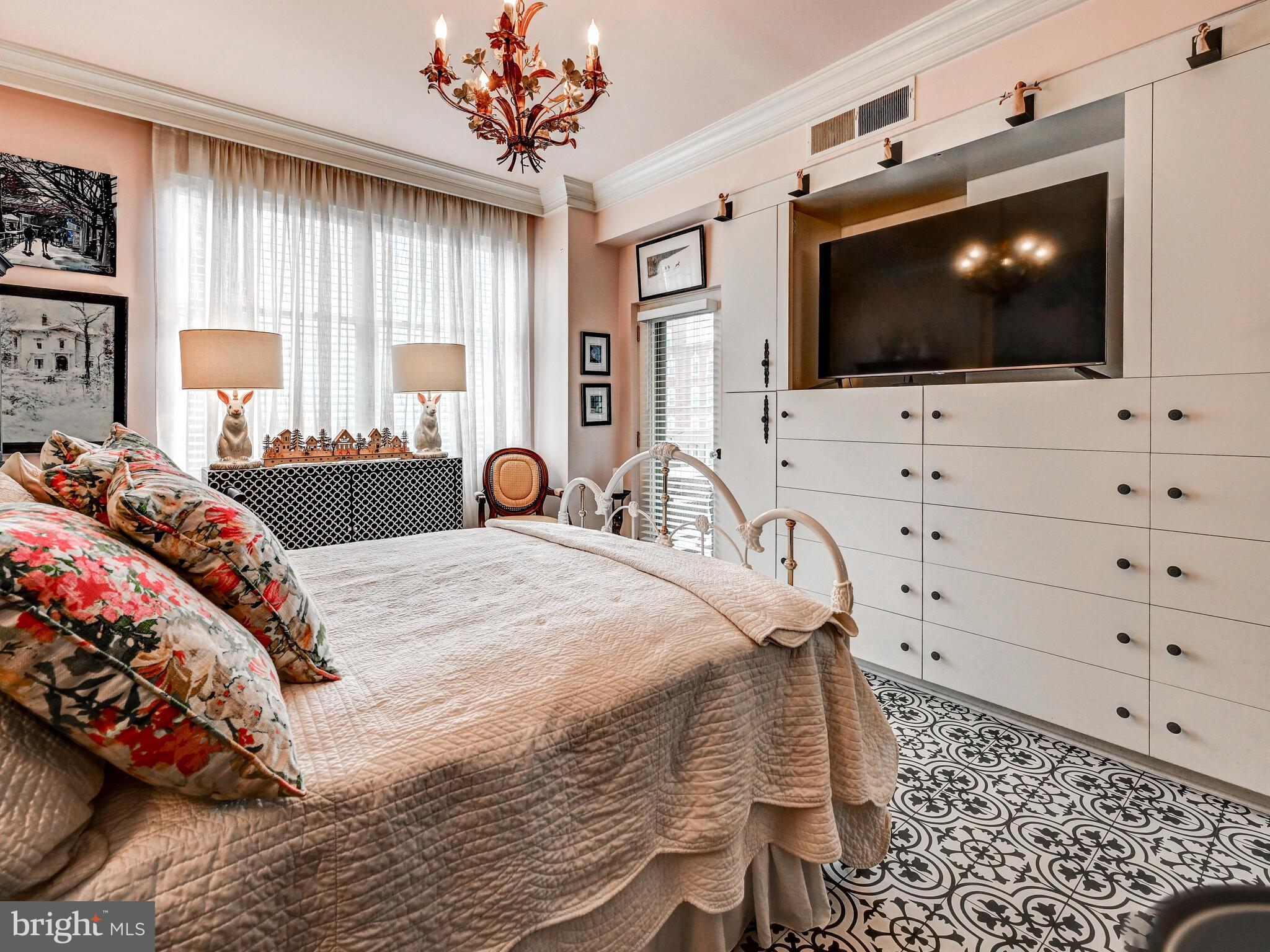 TUSCANY-CANTERBURY - Residential