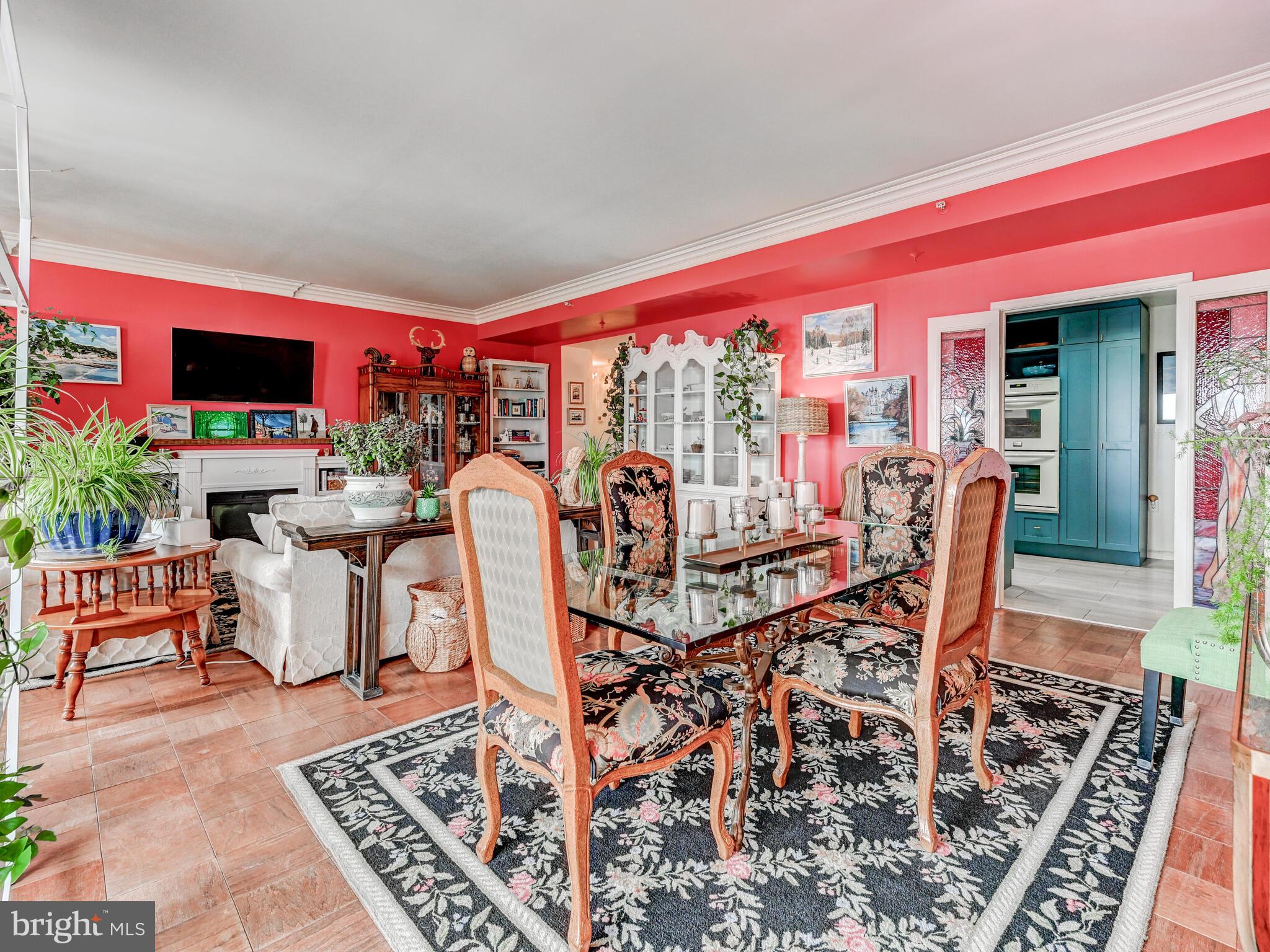 TUSCANY-CANTERBURY - Residential