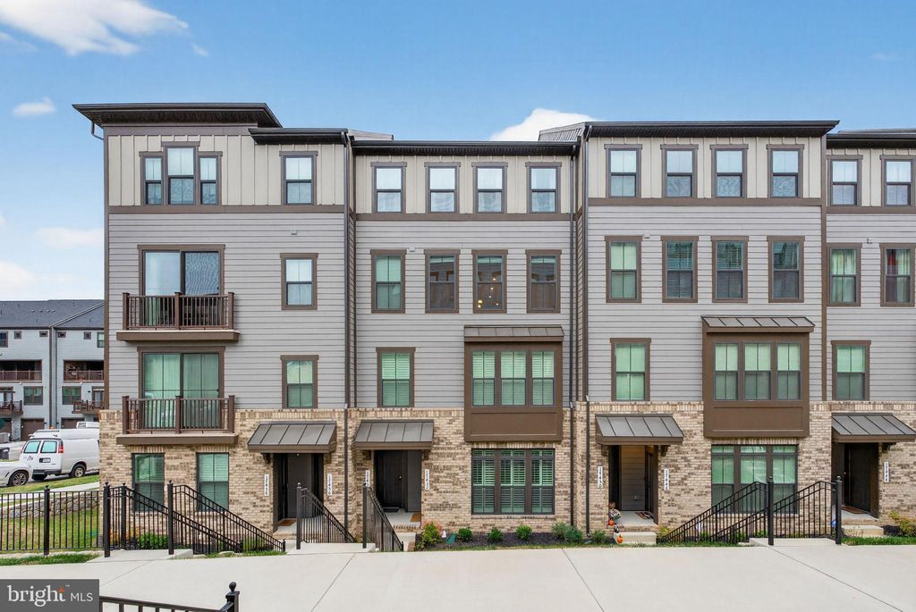 Photo of 17454 Southern Shores Drive, DUMFRIES, VA 22026 (MLS # VAPW2107052)