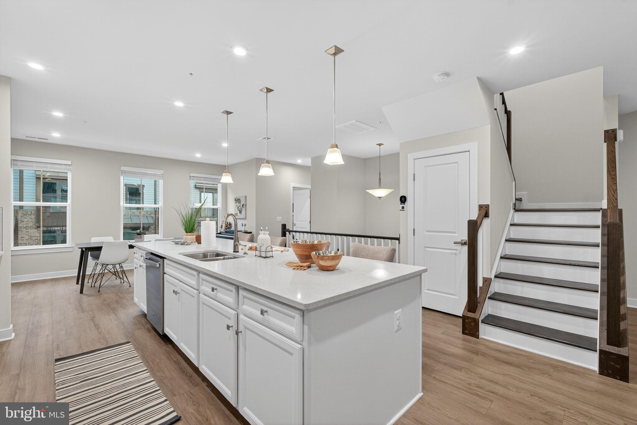 17454 SOUTHERN SHORES DRIVE