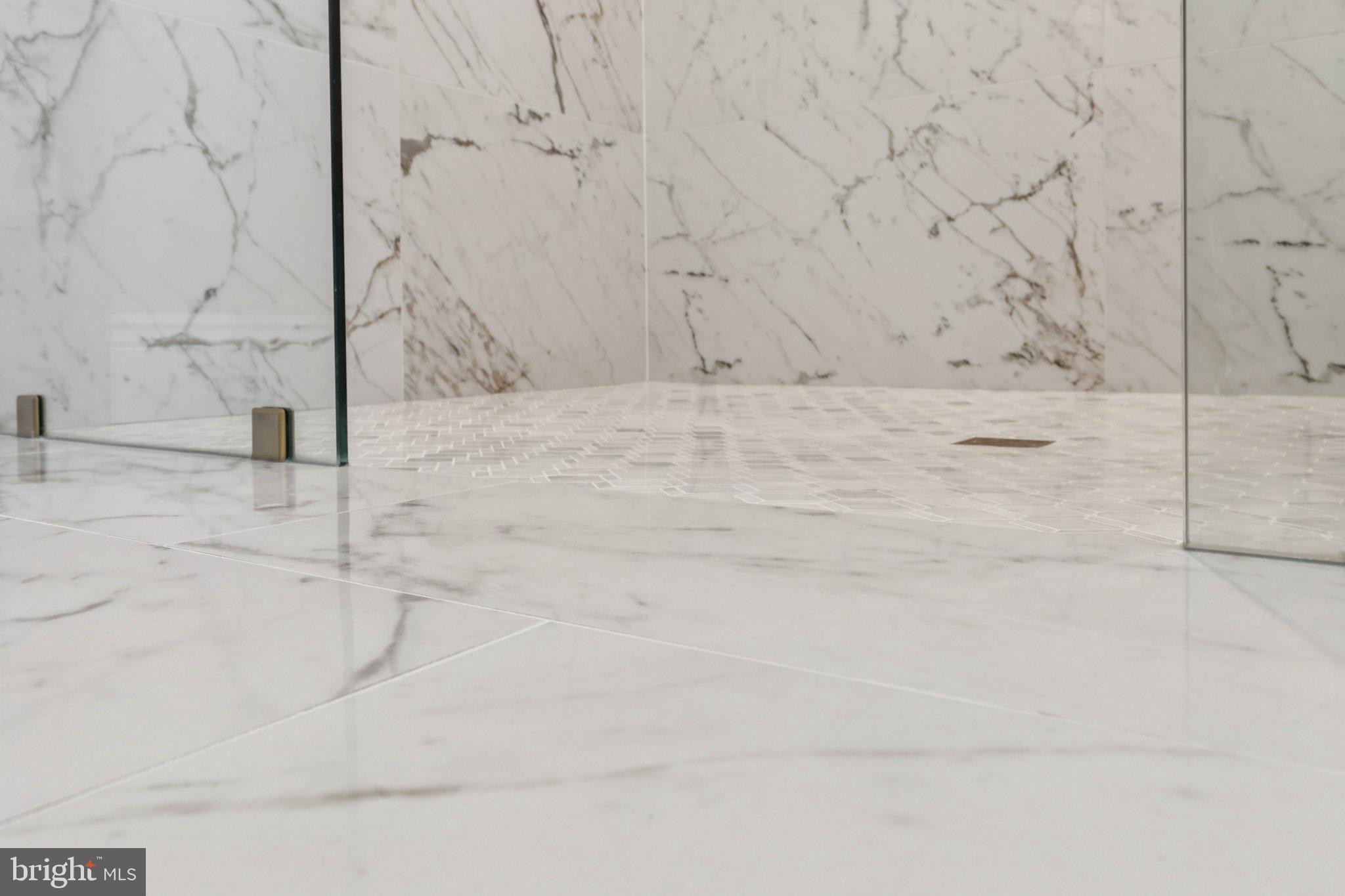 VALENTINE ESTS - Residential